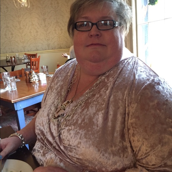 Meet your Posher, Christina - Picture 4 of 4